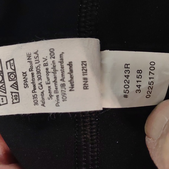 SPANX booty boost Black straight leg Pants - Picture 14 of 15